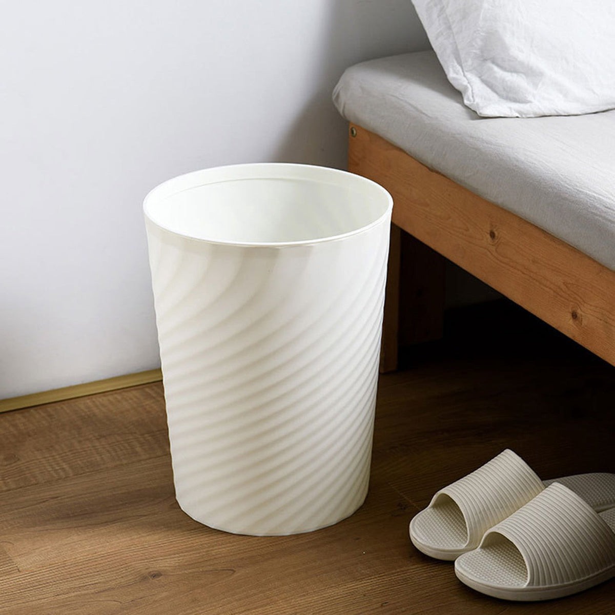 Small Round Wastebasket, 1.8 Gallon Plastic Trash Can for Bathroom or Vanity, White - Image 2