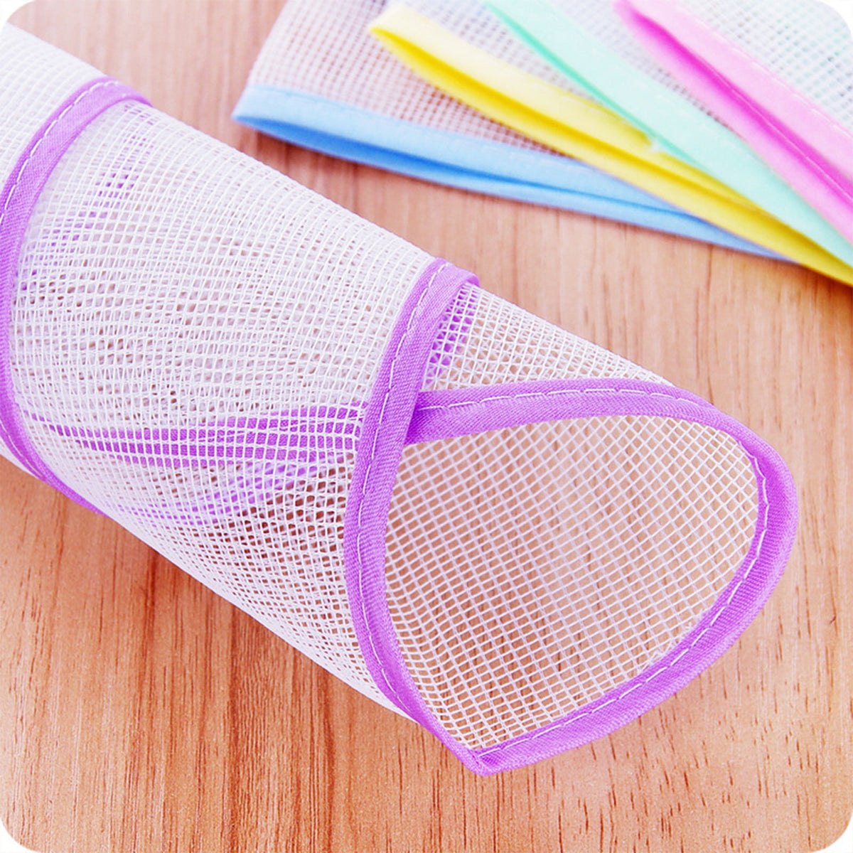 Heat-Resistant Mesh Pressing Cloth, 2 Pack, Ironing Protector for Silk, Wool and Delicates - Image 4